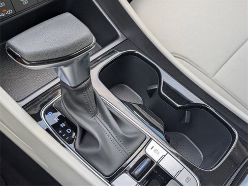 New 2026 Hyundai Tucson SE image 21