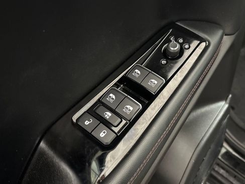 Used 2024 Jeep Wagoneer Launch Edition AWD/4WD image 16