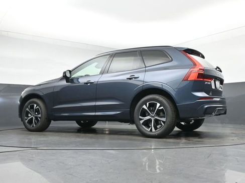 New 2026 Volvo XC60 B5 Core w/ Climate Package image 37