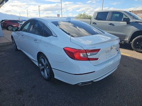 Used 2020 Honda Accord Touring image 6