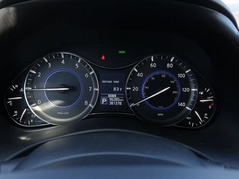 Used 2018 INFINITI QX80 4WD w/ Deluxe Technology Package image 14