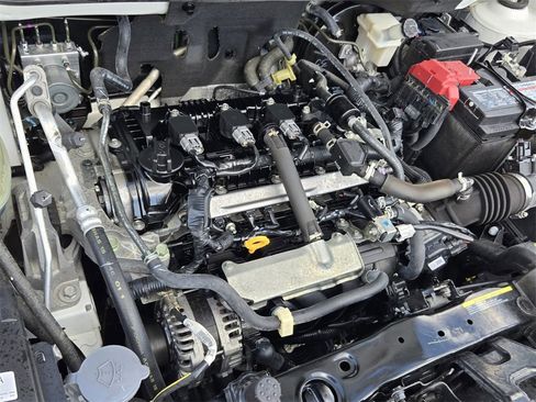 Used 2024 Nissan Kicks S image 17