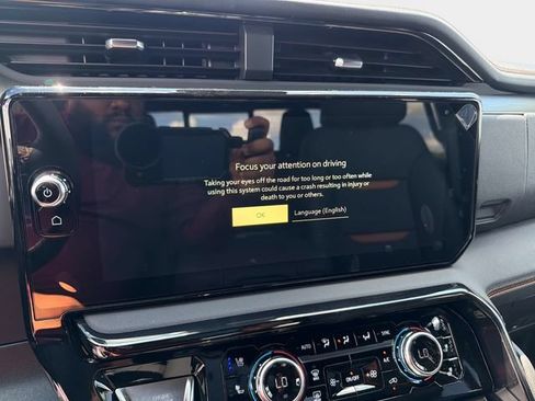 New 2026 GMC Sierra 1500 AT4 w/ AT4 Premium Package AWD/4WD image 23