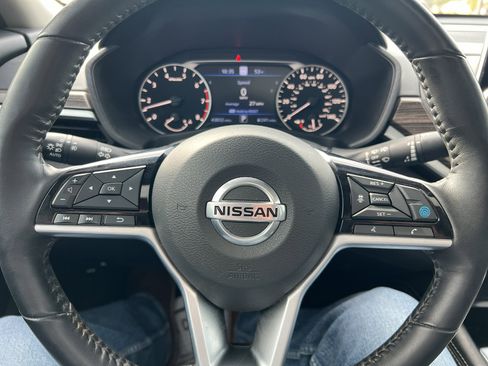 Used 2021 Nissan Altima 2.5 Platinum image 23