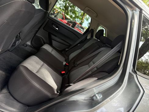 Used 2026 Nissan Rogue SV AWD/4WD image 31