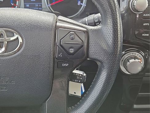 Used 2019 Toyota 4Runner TRD Off-Road Premium image 18