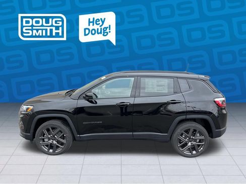 New 2026 Jeep Compass Limited AWD/4WD image 3