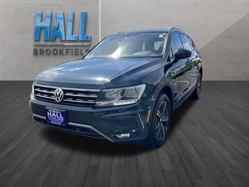 Used 2019 Volkswagen Tiguan SEL AWD/4WD image 1