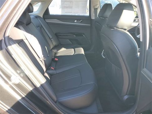 New 2026 Kia K5 EX image 12