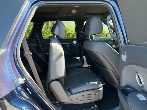 Used 2026 Hyundai Palisade Calligraphy FWD image 12
