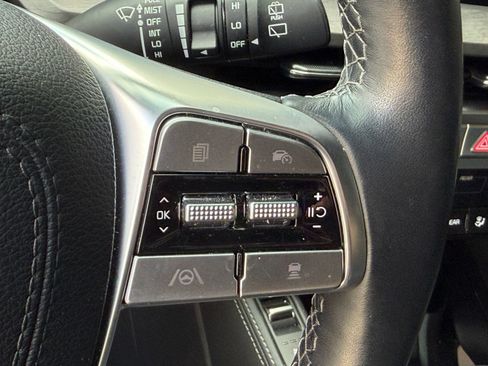 Used 2025 Kia Telluride EX X-Line AWD/4WD image 16