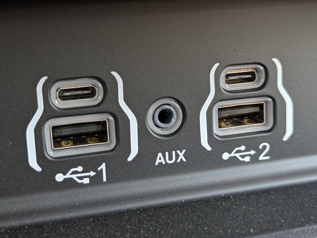 New 2026 RAM 2500 Laramie AWD/4WD image 22