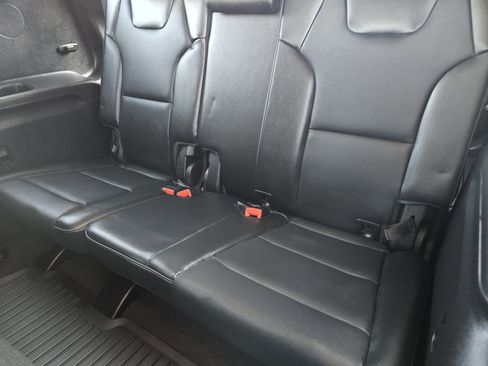 Used 2024 Kia Telluride LX image 30