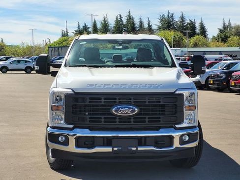 New 2026 Ford F250 XL image 3