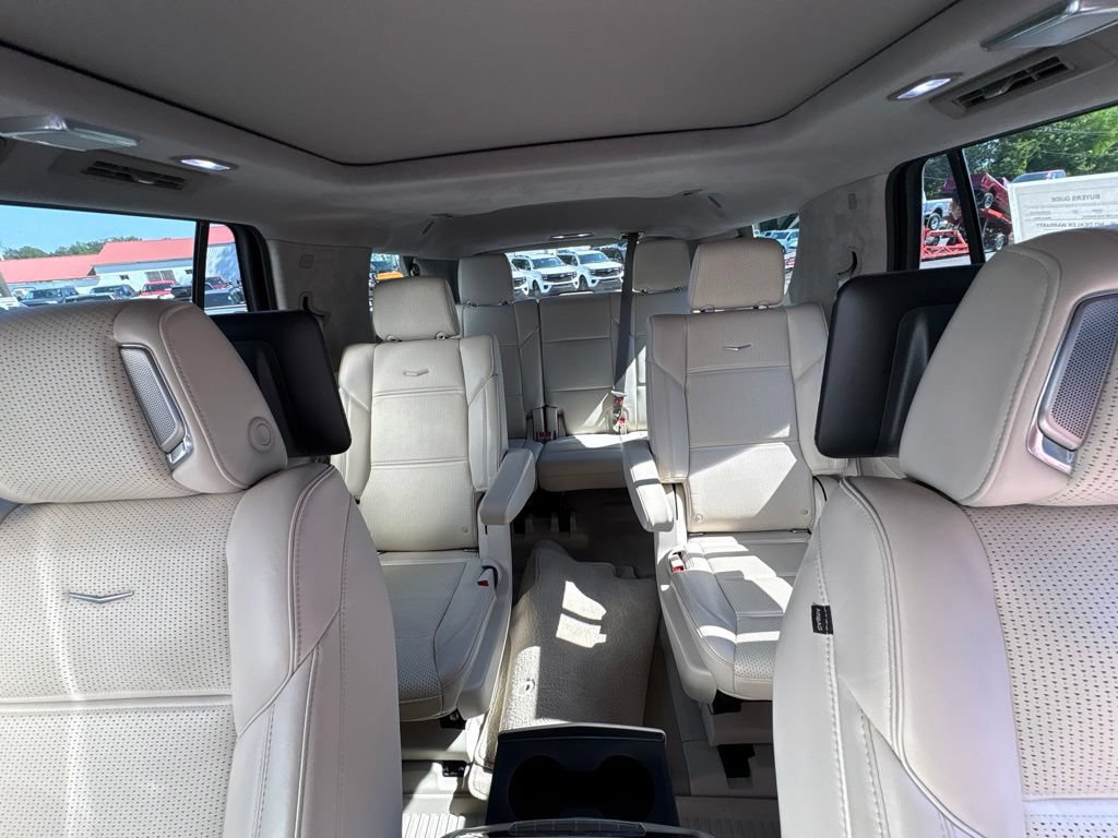 Used 2022 Cadillac Escalade Sport Platinum AWD/4WD image 43