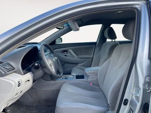 Used 2007 Toyota Camry Hybrid image 9