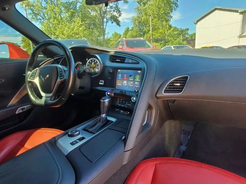 Used 2017 Chevrolet Corvette Stingray Coupe w/ Carbon Flash Badge Package RWD image 42