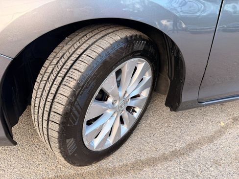 Used 2014 Honda Accord EX-L image 25