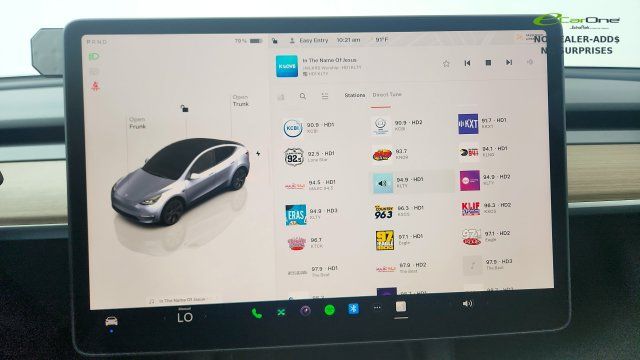 Used 2025 Tesla Model Y Long Range RWD image 50