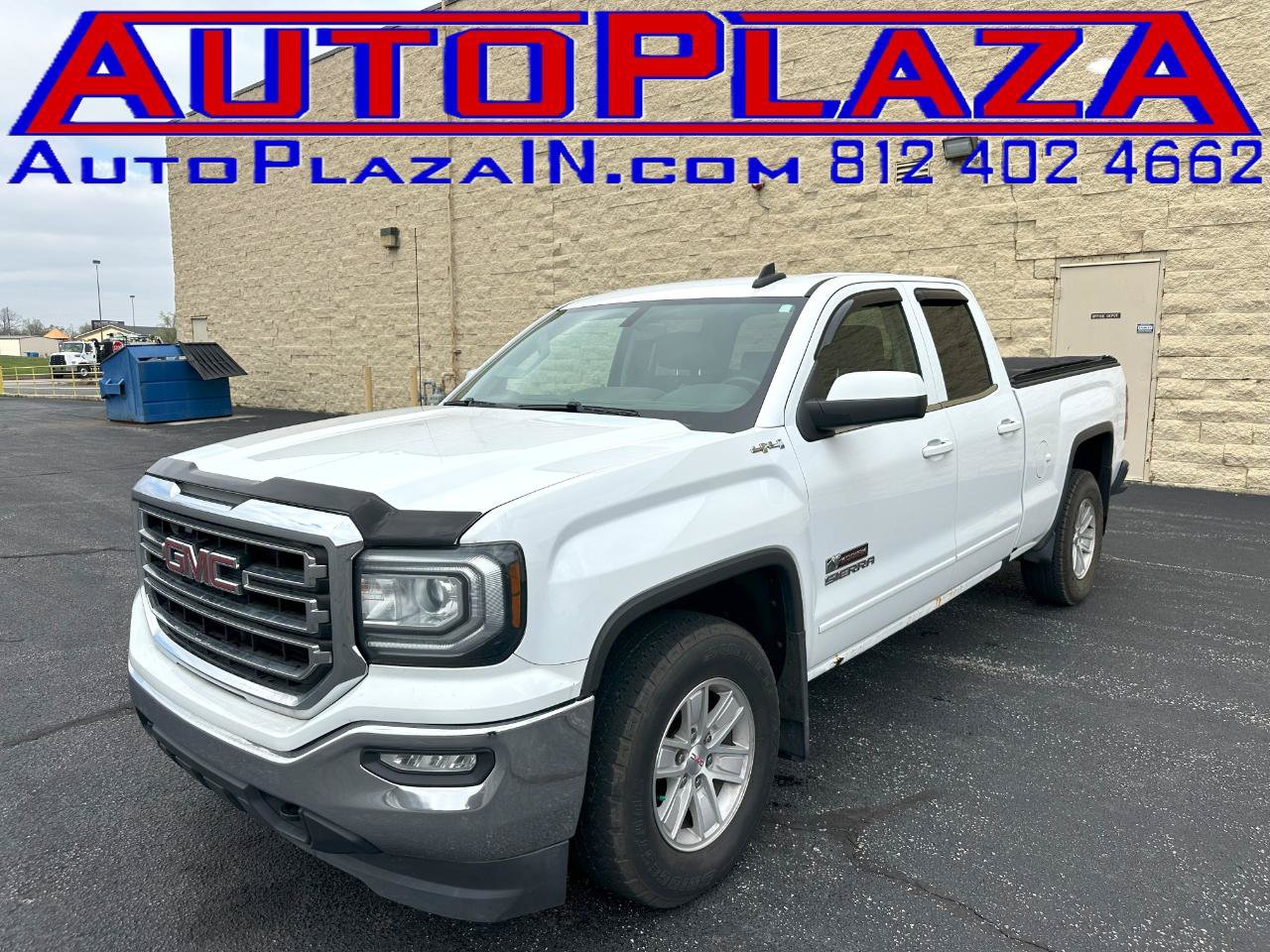 Used 2017 GMC Sierra 1500 SLE AWD/4WD image 1