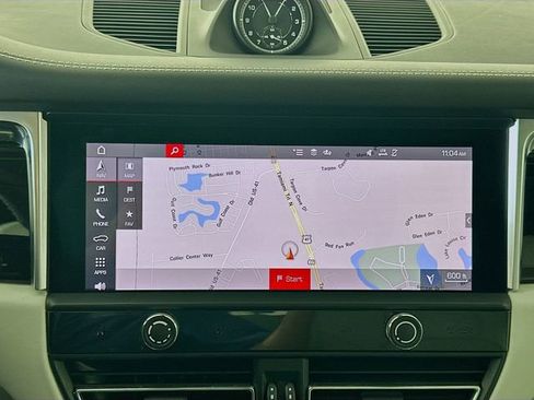 Used 2023 Porsche Macan image 13