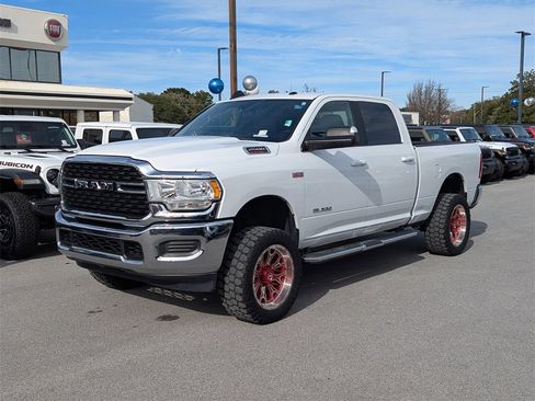 Used 2022 RAM 2500 Big Horn image 9