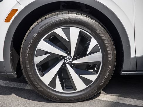 New 2026 Volkswagen ID.4 Pro AWD/4WD image 4