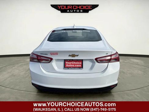 Used 2022 Chevrolet Malibu LT w/ Leather Package image 4