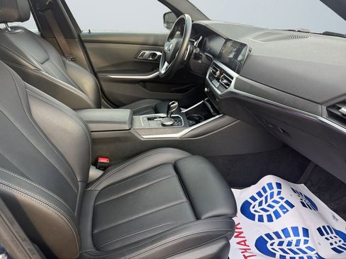 Used 2022 BMW 330i xDrive Sedan w/ Premium Package image 15