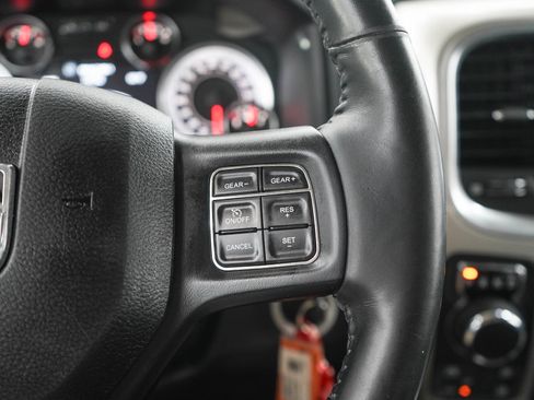 Used 2019 RAM 1500 Big Horn AWD/4WD image 24
