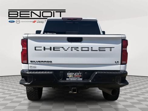 Used 2025 Chevrolet Silverado 2500 LT w/ Trail Boss Package AWD/4WD image 9