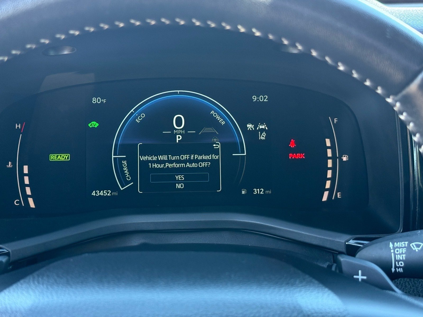 Used 2025 Toyota Camry SE FWD image 19