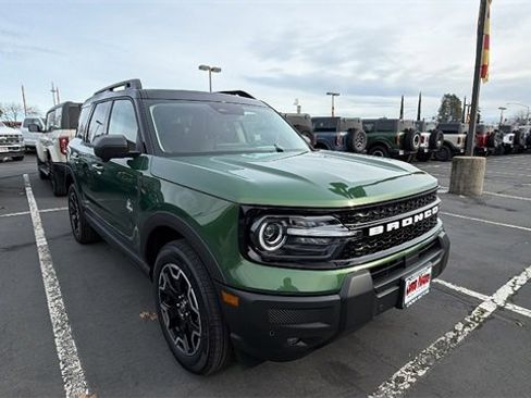 New 2025 Ford Bronco Sport Outer Banks w/ Outer Banks Tech Package+ image 2