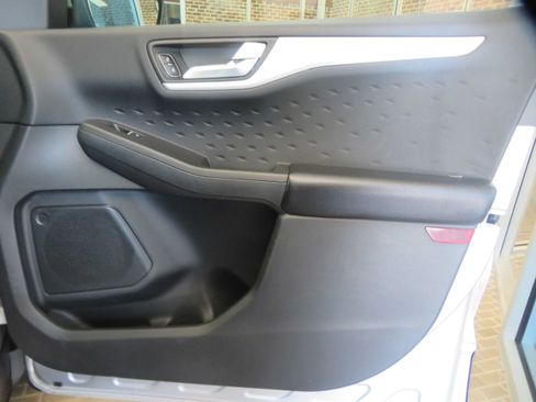 Used 2020 Ford Escape SEL AWD/4WD image 22