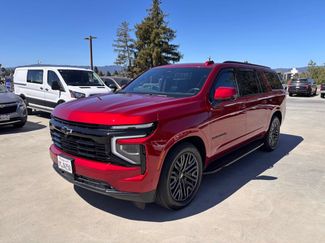 Used 2025 Chevrolet Suburban RST w/ RST Capability Package AWD/4WD video 1