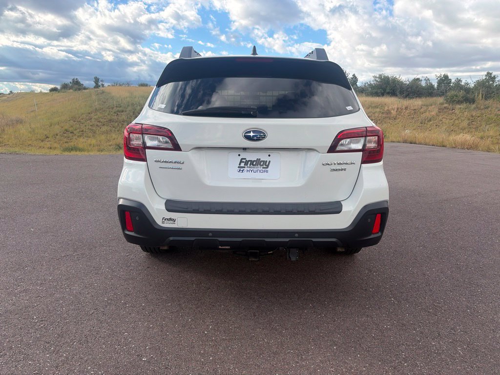 Used 2018 Subaru Outback 3.6R Limited AWD/4WD image 5