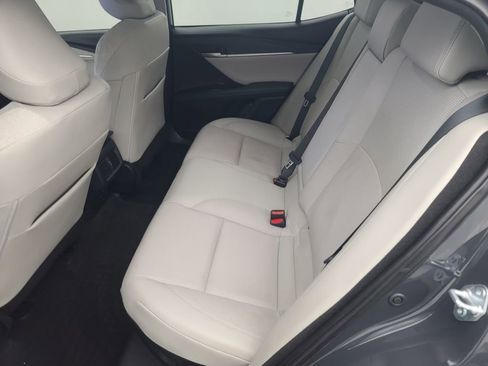 Used 2025 Toyota Camry XLE w/ Premium Plus Package image 21