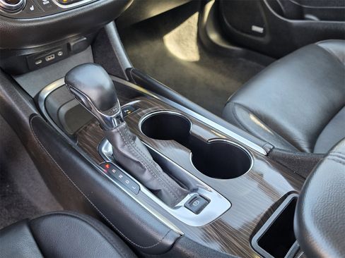 Used 2024 Chevrolet Malibu LT image 21