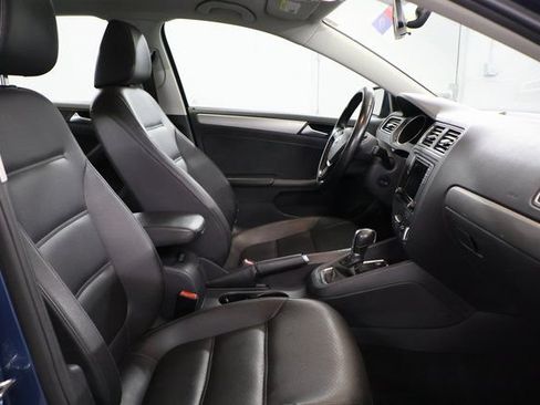 Used 2017 Volkswagen Jetta SE FWD image 27