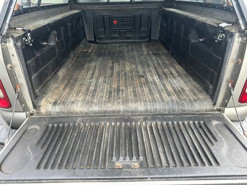 Used 2003 GMC Sierra 1500 SLE image 22