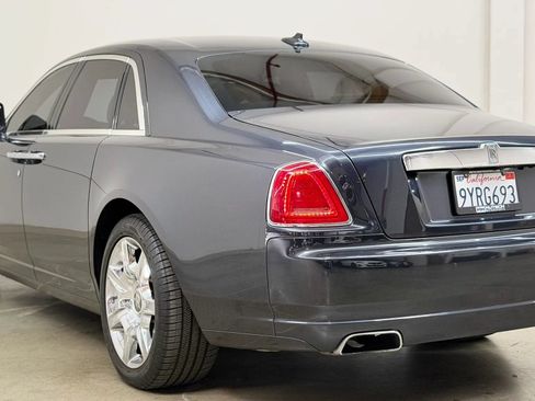 Used 2011 Rolls-Royce Ghost RWD image 7