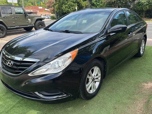 Used 2012 Hyundai Sonata GLS w/ Popular Equipment Pkg FWD image 3