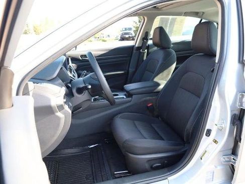 Certified 2025 Nissan Altima 2.5 SV w/ SV Special Edition Package image 8