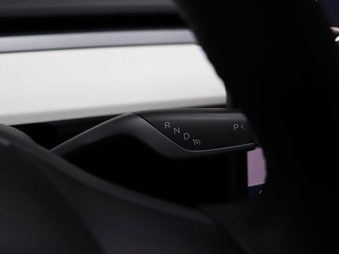 Used 2022 Tesla Model 3 Standard Range image 58