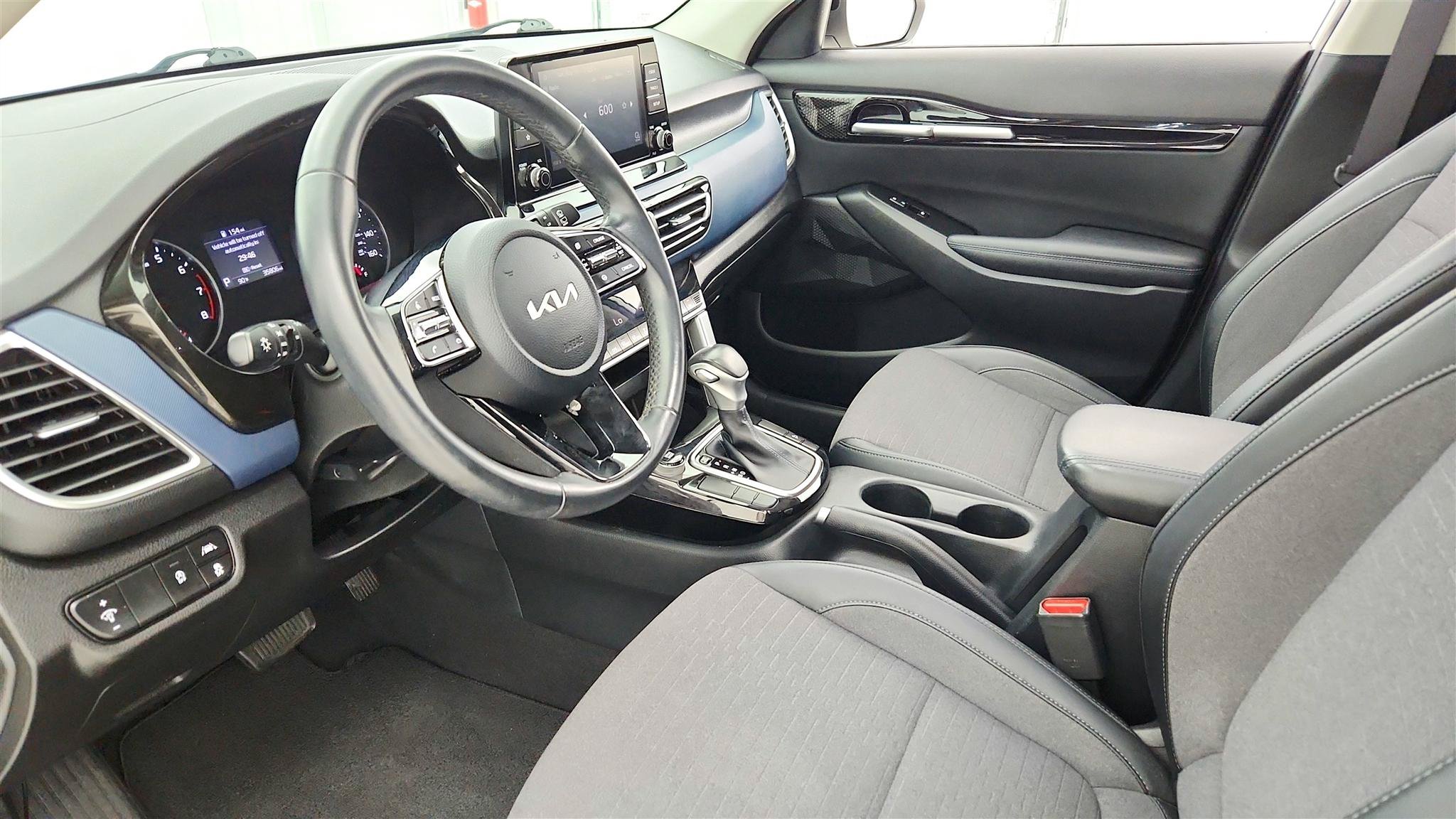 Used 2023 Kia Seltos S FWD image 9