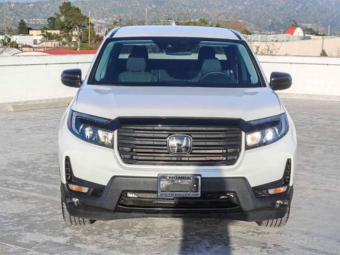 Used 2023 Honda Ridgeline Sport image 2