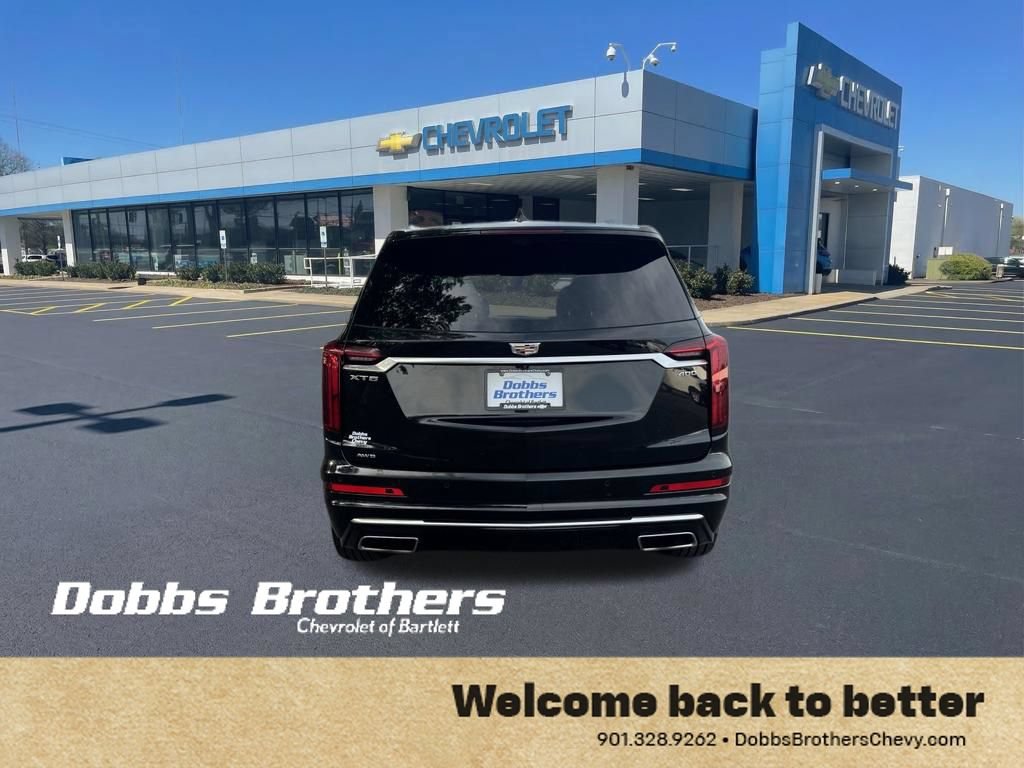 Used 2024 Cadillac XT6 Premium Luxury w/ Technology Package AWD/4WD image 7