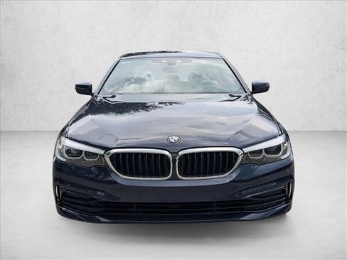 Used 2019 BMW 530i w/ Convenience Package RWD image 2