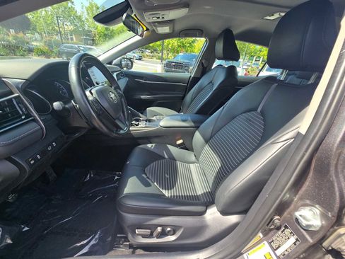 Used 2023 Toyota Camry SE FWD image 22