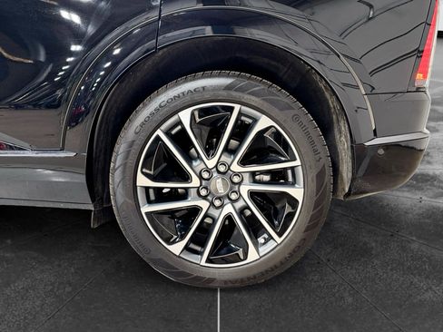 Used 2026 Cadillac Optiq Sport 1 w/ LPO, Floor Liner Package AWD/4WD image 30